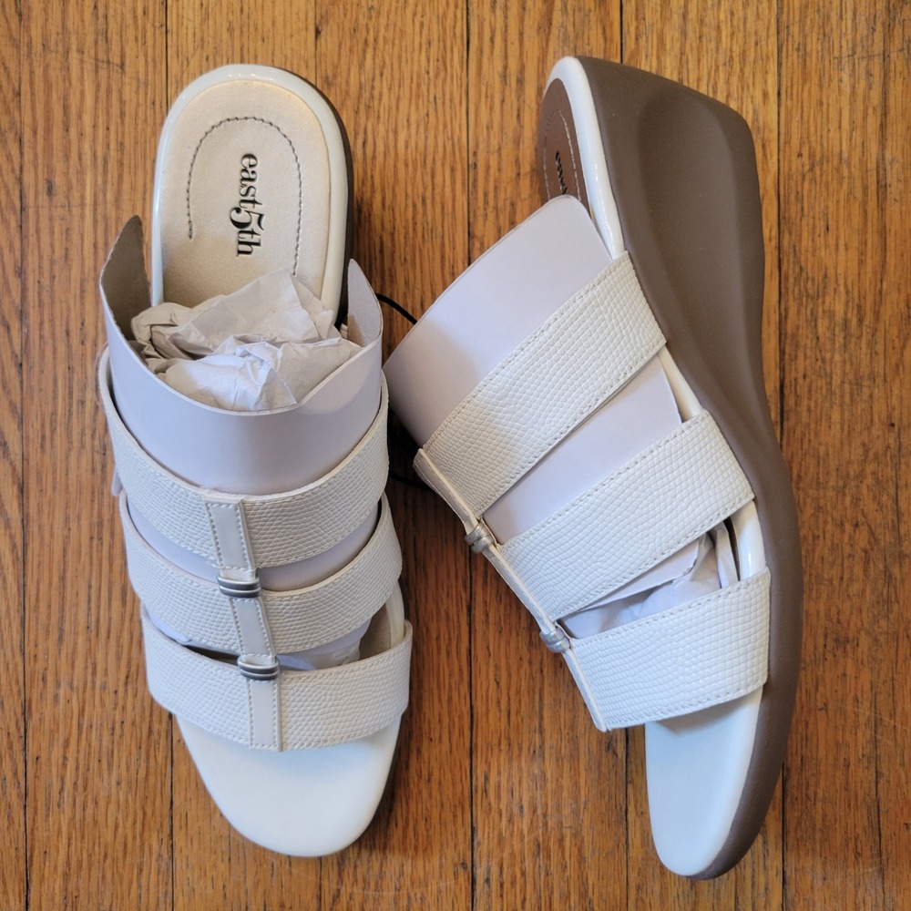 East 5th 10 Wedge Sandals White Textured Multi Strap Evergreen Summer Beach
